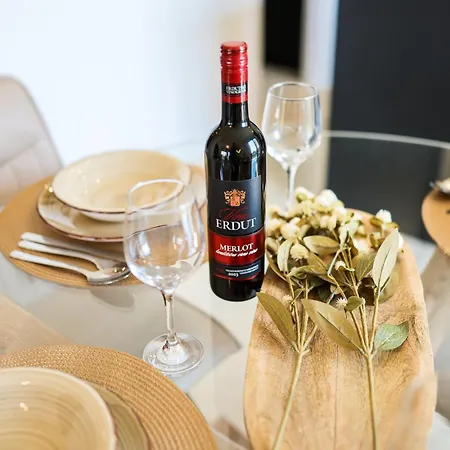 公寓 Luna Mare Premium 扎达尔