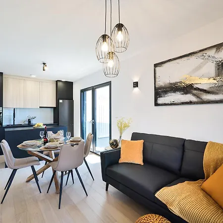 Luna Mare Premium Apartment