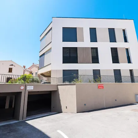 Apartment Luna Mare Premium